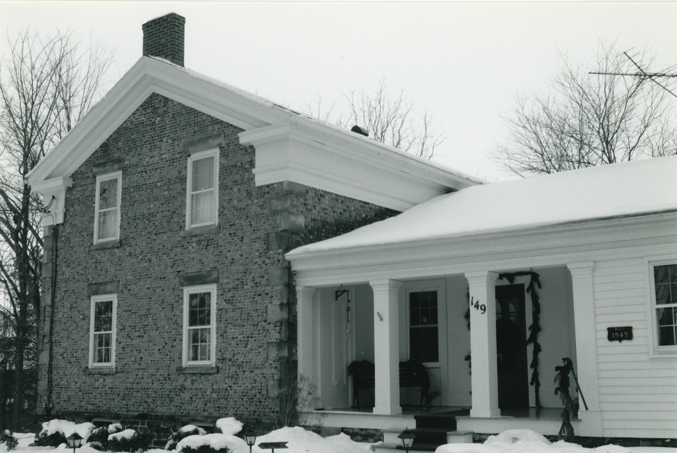 Gre-1 149 N. Greece Rd 1